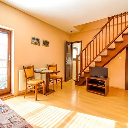 Apartman Troika *