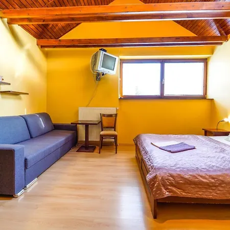 Apartment Troika *